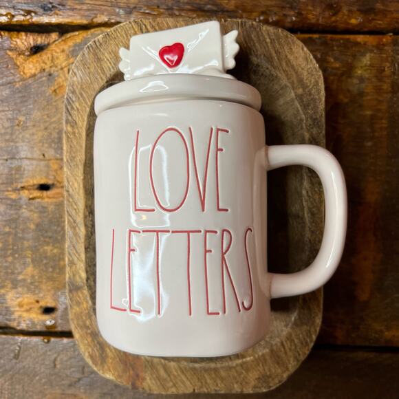 Rae Dunn Ceramic Mug with Topper Ivory LOVE LETTERS Artisan Collection Magenta - Picture 1 of 3